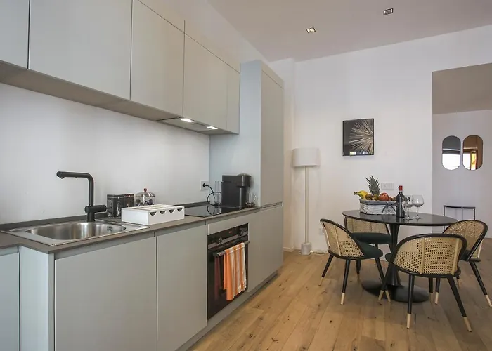 Chic Luxury Apartments-hosted By Sweetstay
