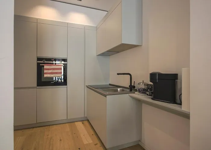 Chic Luxury Apartments-hosted By Sweetstay Apartment