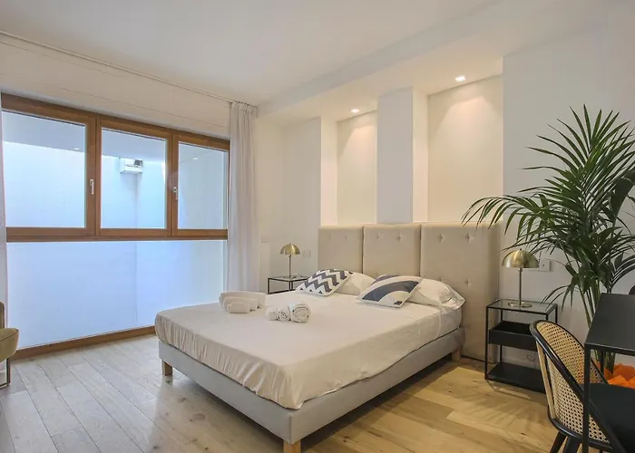 Chic Luxury Apartments-hosted By Sweetstay *