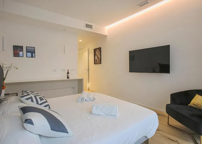 Chic Luxury Apartments-hosted By Sweetstay Apartment *