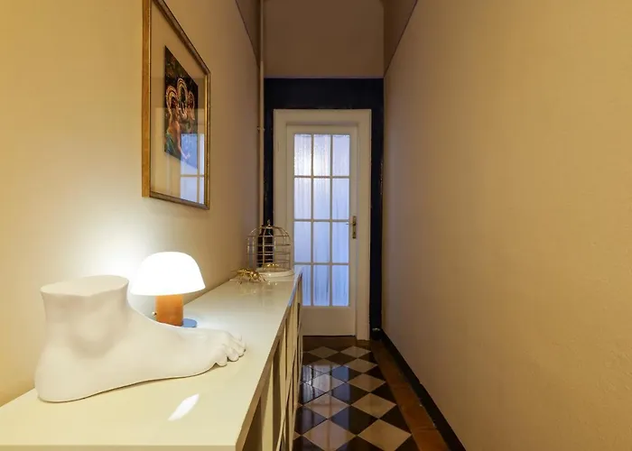 ベッド・アンド・ブレックファスト House Of Frames *