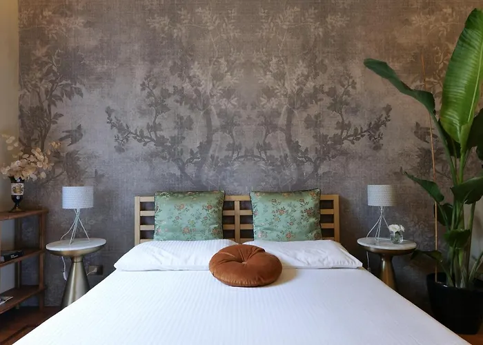 House Of Frames Bed and breakfast *