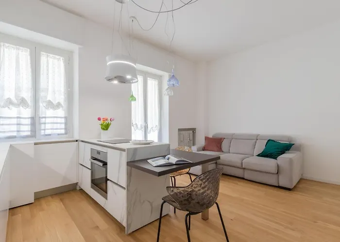 Design Premium In Center - Homeunity Milán