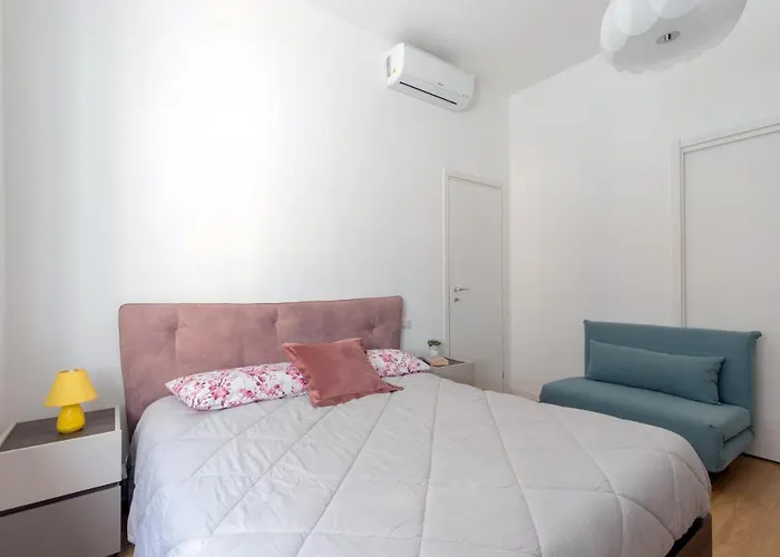 Design Premium In Center - Homeunity