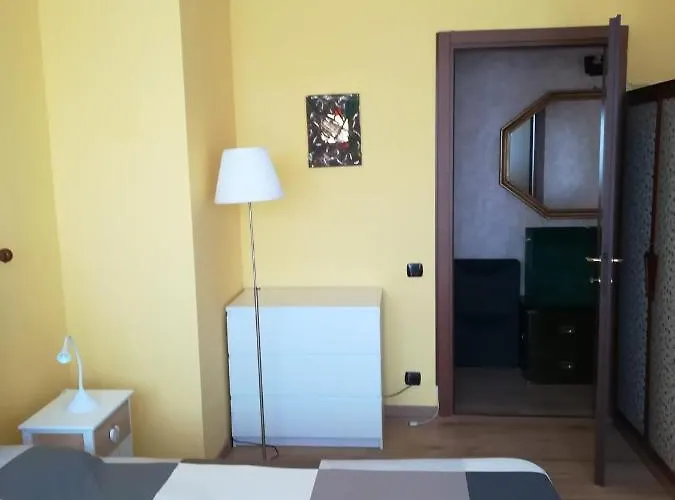 Alessandra 밀라노