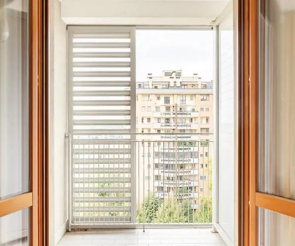 Luminoso Attico Con Garage Gratis Vicino Al Duomo E Allo Ieo Apartment *