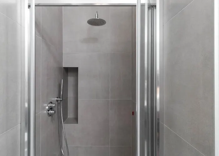 Italianway Easy - Commenda 35 * Milan