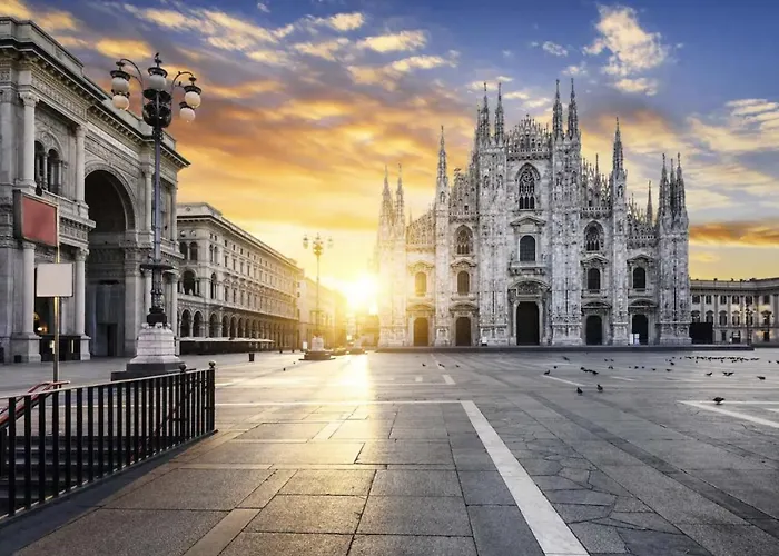 Appartamento Lussuoso Attico Con Garage Gratis Vicino Al Duomo E Allo Ieo