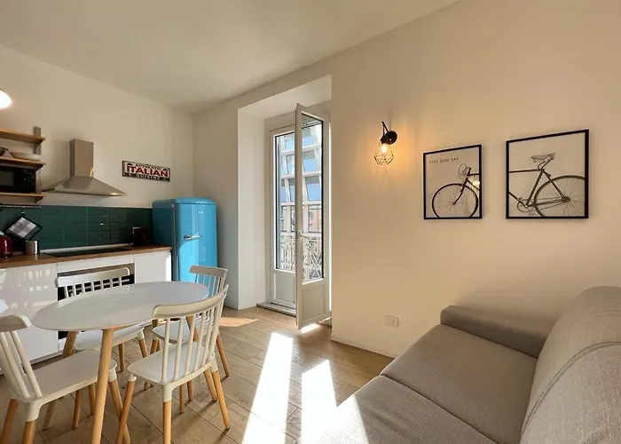 Lägenhet Kibilu - Piazzale Baiamonti - Brera - Centro Citta - Isola *