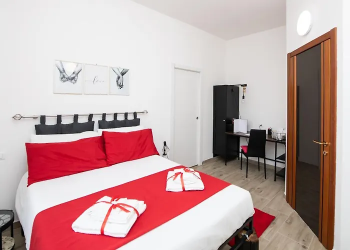 ! Industrial ! Wifi - Metro 5 Minuti - Caminetto