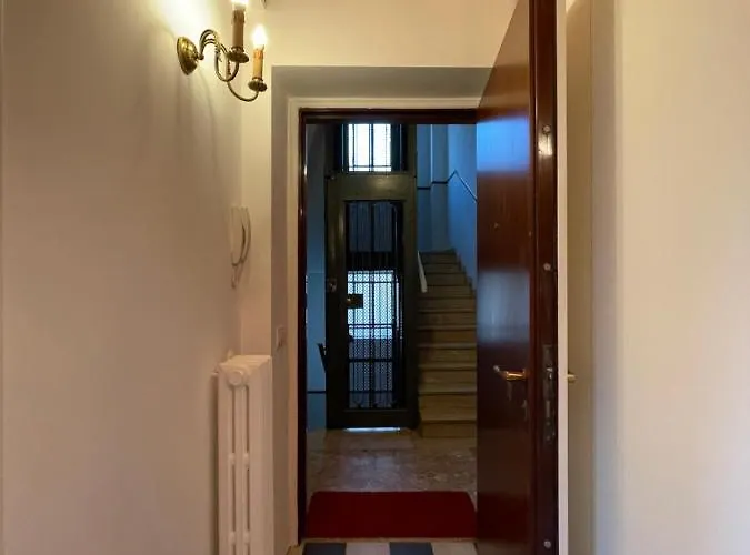 La Marina Di - Pier Lombardo * Milan