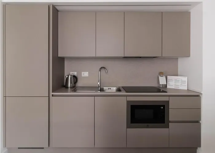 Italianway Easy - Commenda 35 Appartement *