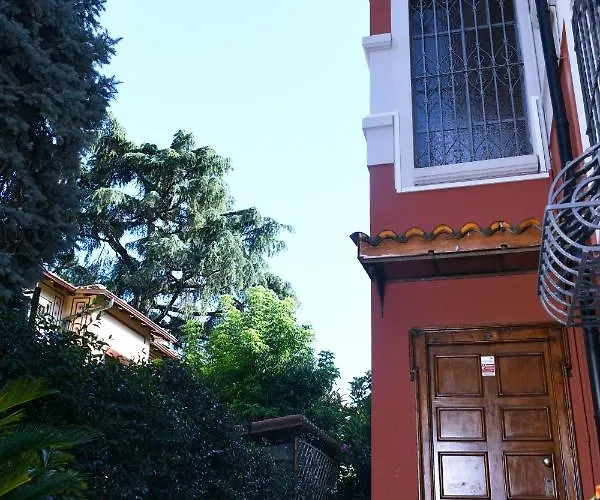 La 3*