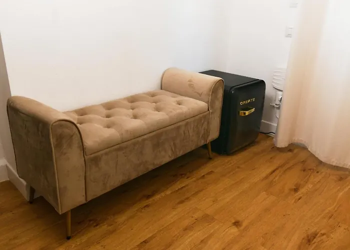 La Bed and Breakfast 4*