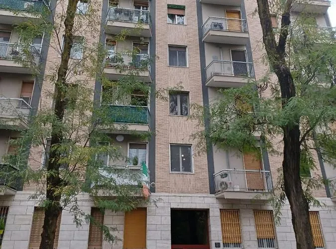 Joy 31 Milano
