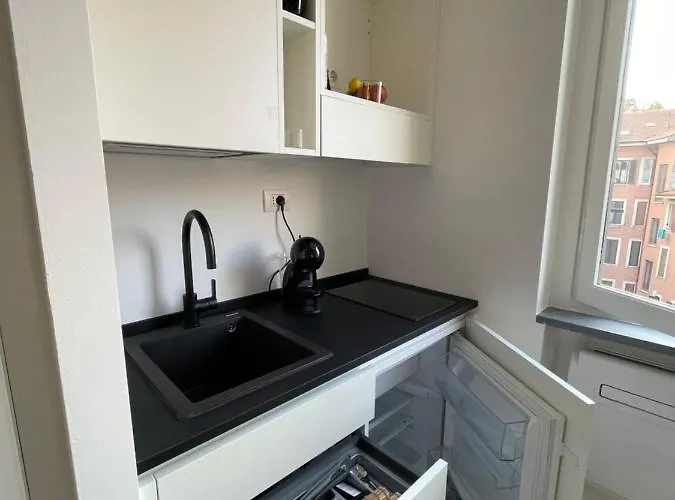 La Marina Di - Pier Lombardo Milan