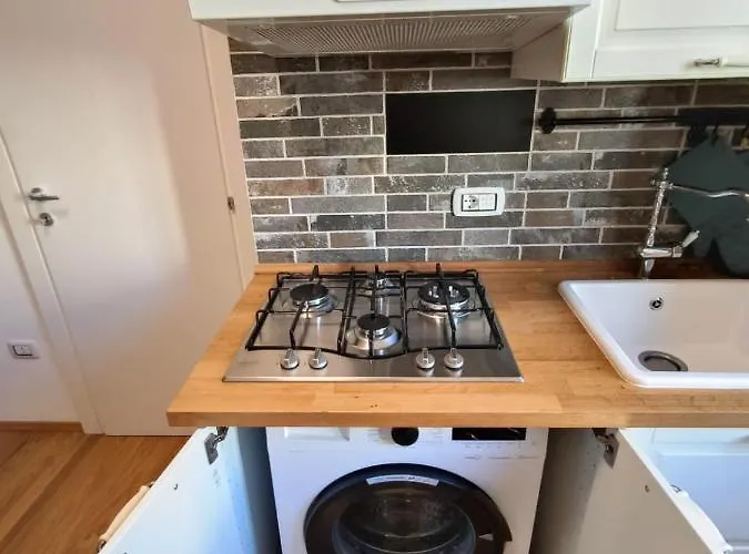 Amio - Next To M5 Ca Granda *