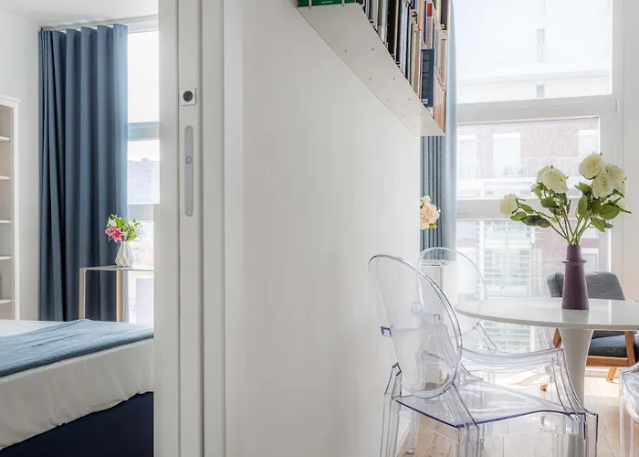 Hostmate - - Pirelli 30 Suite- Porta Nuova דירה *