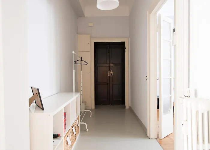 Youhosty - Spartaco 28 * Milano