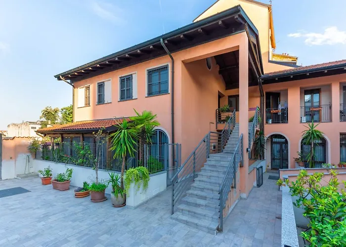 Prada House - Posto Auto Coperto *