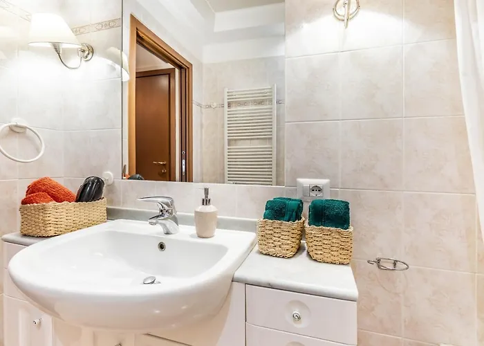 Prada House - Posto Auto Coperto Апартаменты Милан