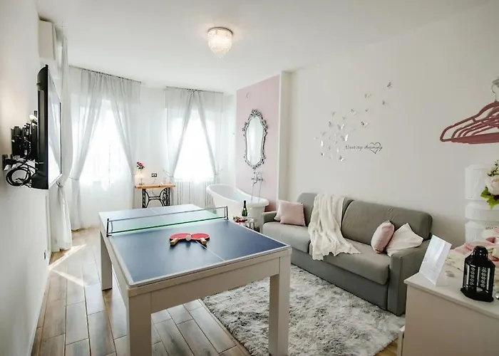 ⁂ Barocco ⁂ Biliardo - Ping Pong - Vasca - Wifi Apartmán Milán