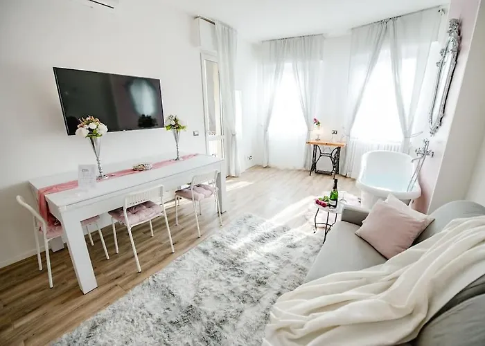 ⁂ Barocco ⁂ Biliardo - Ping Pong - Vasca - Wifi