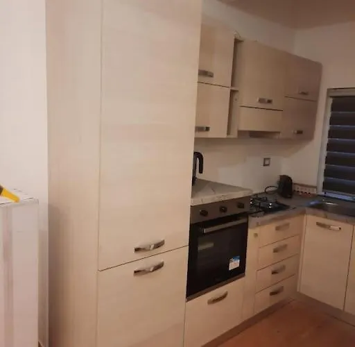 N&ghomesweethome Raffaelloelegante Ideale Affari * Mailand