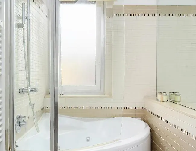 Apartmán Garibaldi Sempione Sarpi 10 Min - Big 85m - Self-check-in 5th Floor *