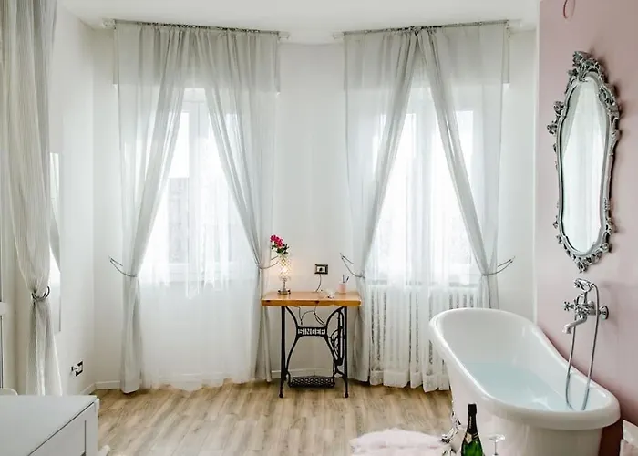 ⁂ Barocco ⁂ Biliardo - Ping Pong - Vasca - Wifi Milan