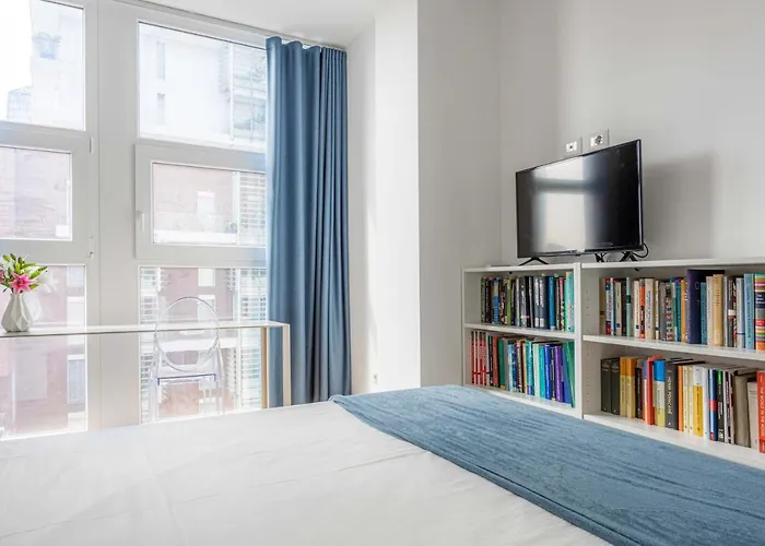 Hostmate - - Pirelli 30 Suite- Porta Nuova דירה