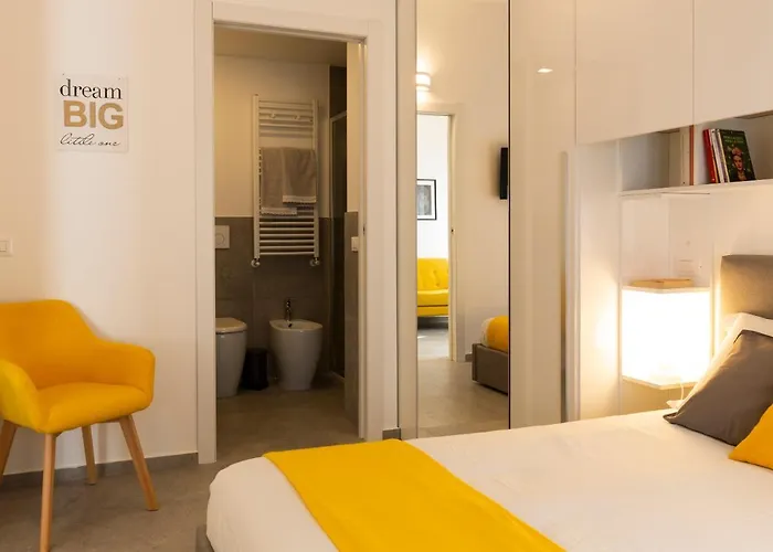 Biancospini 13 - Flower District ميلان