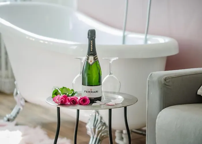 ⁂ Barocco ⁂ Biliardo - Ping Pong - Vasca - Wifi * Milan