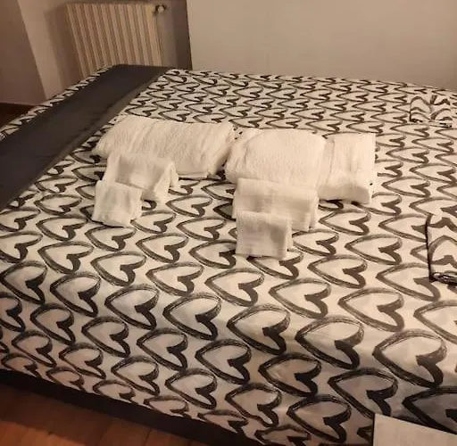 Apartment N&ghomesweethome Raffaelloelegante Ideale Affari Mailand