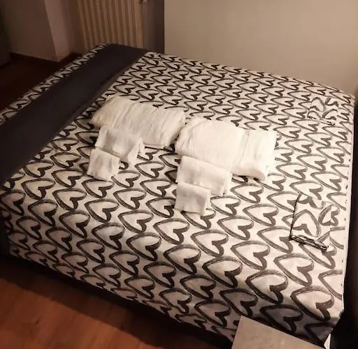 Apartment N&ghomesweethome Raffaelloelegante Ideale Affari *