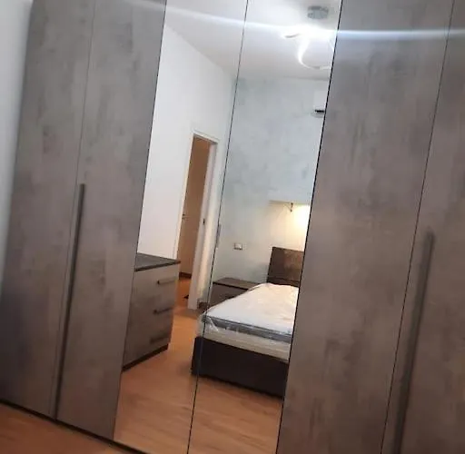 Apartment N&ghomesweethome Raffaelloelegante Ideale Affari