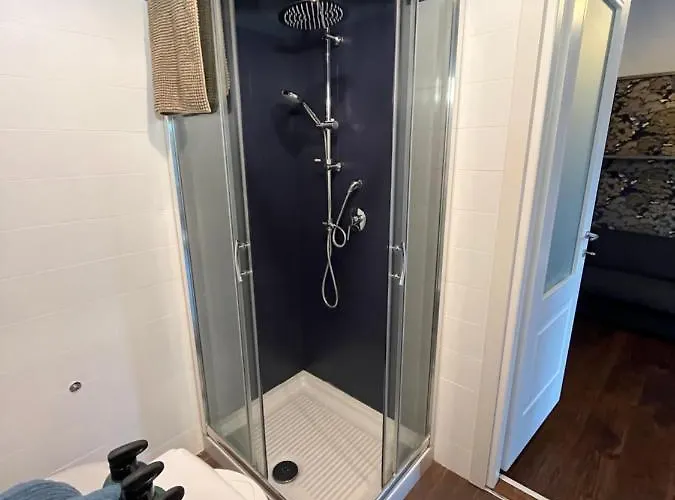 Appartamento Studi - Front Metro Lambrate *