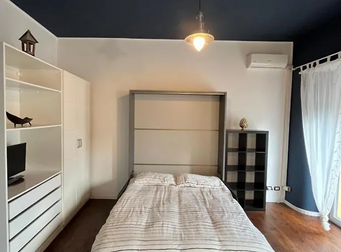 Citta Studi - Front Metro Lambrate Milánó