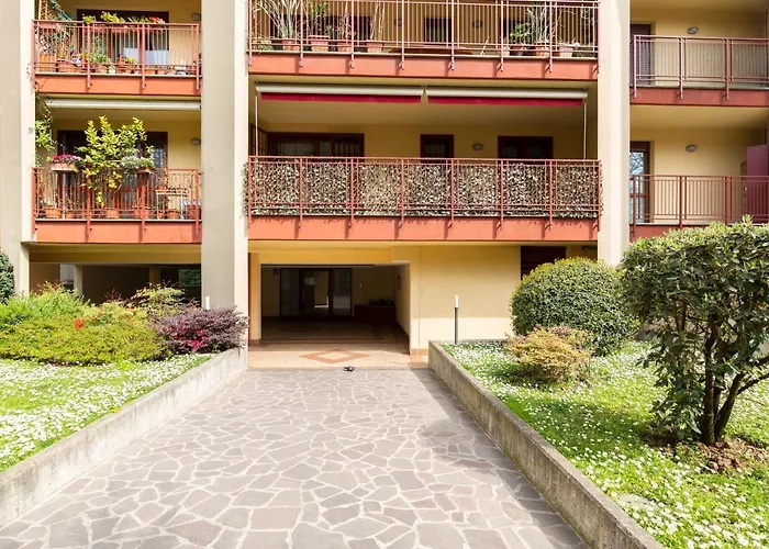 Residenza Smeraldo - Terrazza San Siro 아파트 밀라노