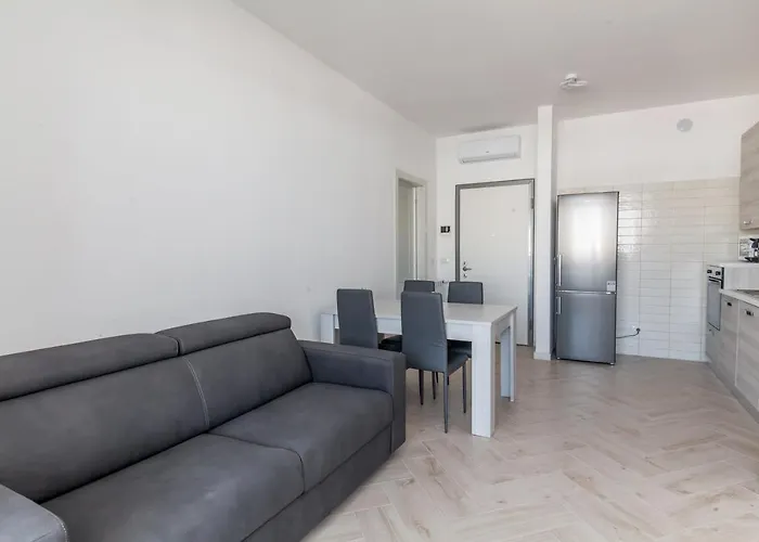 12° Piano Torre Diamante - 67 *