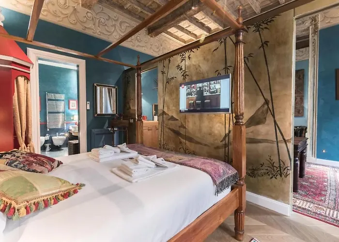 Italianway - Borgonuovo 12