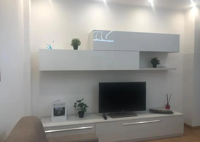 N&ghomesweethome Raffaelloelegante Ideale Affari Apartment Mailand