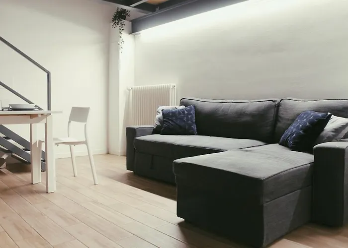 Yr Citta Studi - Modern Loft, 3 Min Walk To Duomo Bus