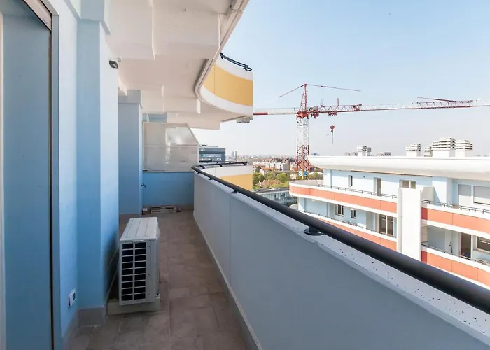 Daire 12° Piano Torre Diamante - 67 Milano