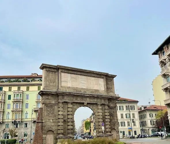 아파트 Glamour Liberty Sabotino38 *