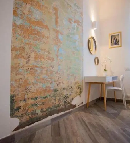 Glamour Liberty Sabotino38