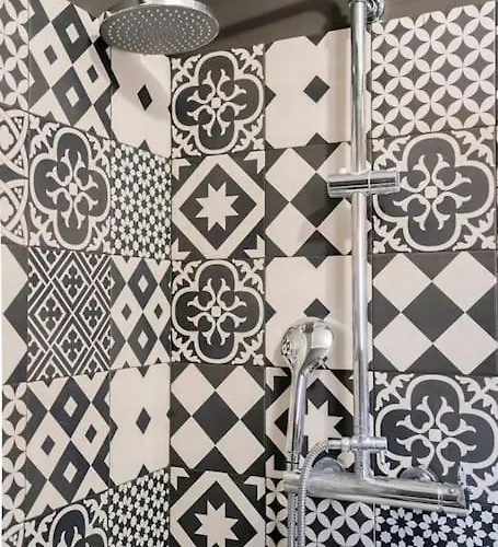 Apartament Black & White Flat In Naviglio/ Porta Genova