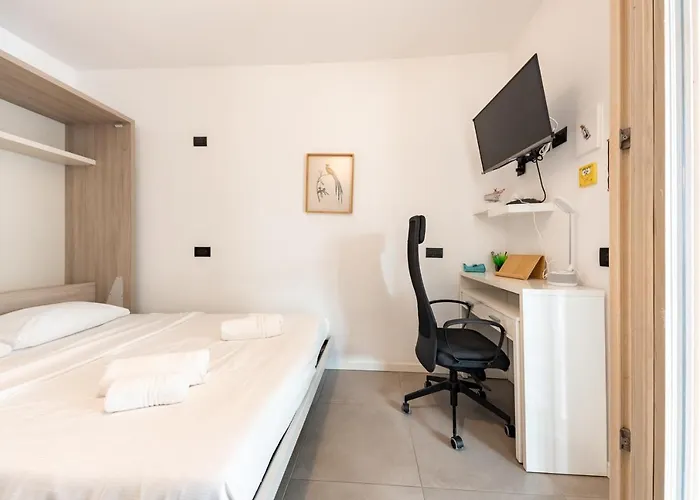 Guesthost - Lovely & Comfy *