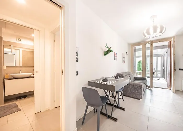 Guesthost - Lovely & Comfy *