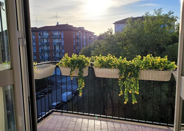 Rent - Stylish House Free Wifi-parking-airport Apartmán *